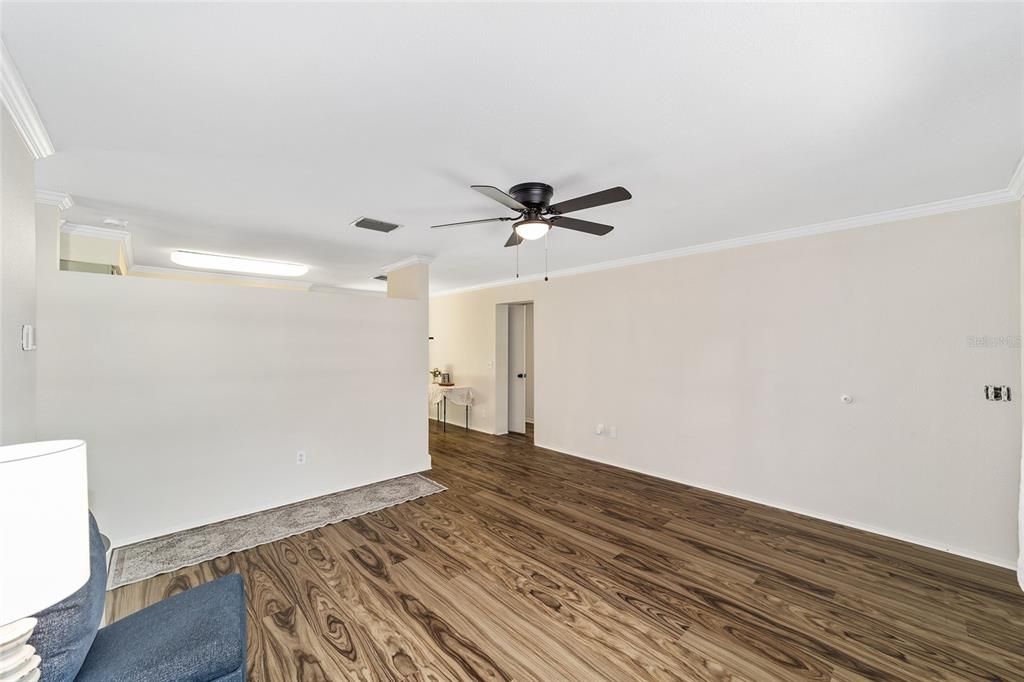 Activo con contrato: $249,900 (3 camas, 1 baños, 1469 Pies cuadrados)