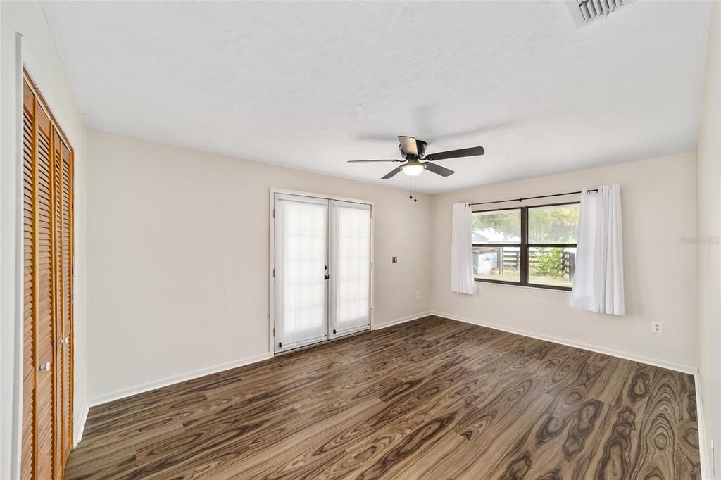 Activo con contrato: $249,900 (3 camas, 1 baños, 1469 Pies cuadrados)