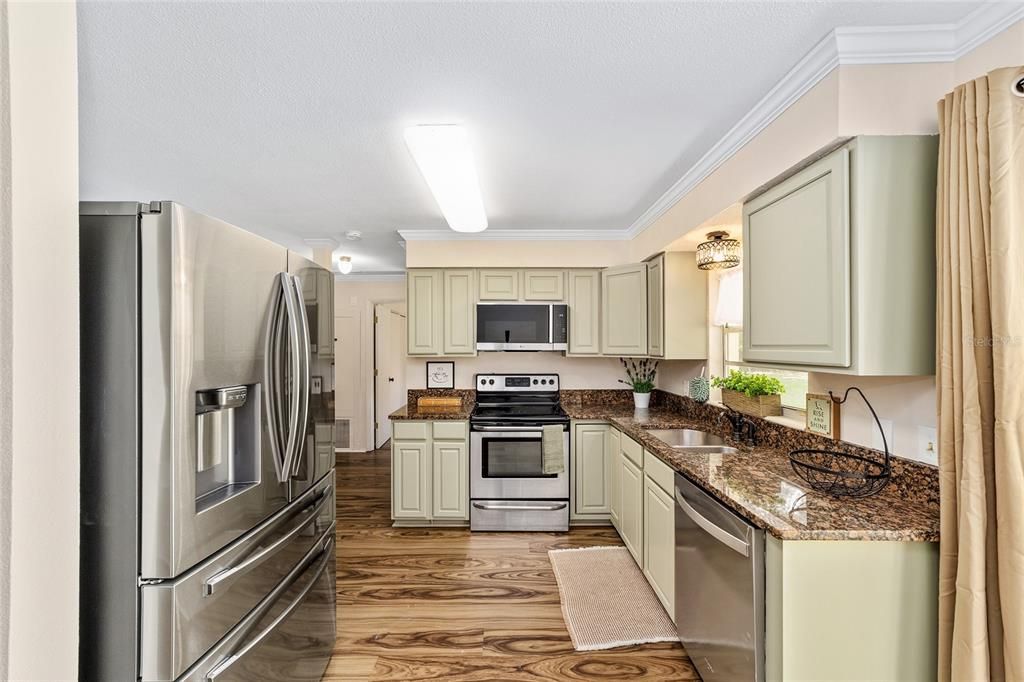 Activo con contrato: $249,900 (3 camas, 1 baños, 1469 Pies cuadrados)