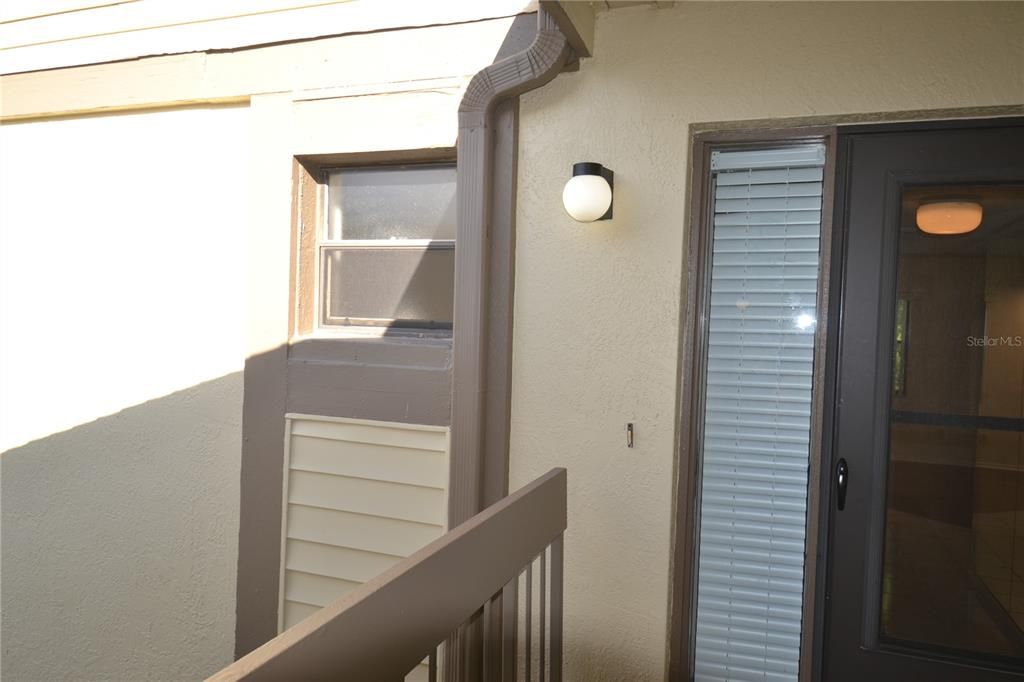 Activo con contrato: $1,900 (2 camas, 2 baños, 924 Pies cuadrados)