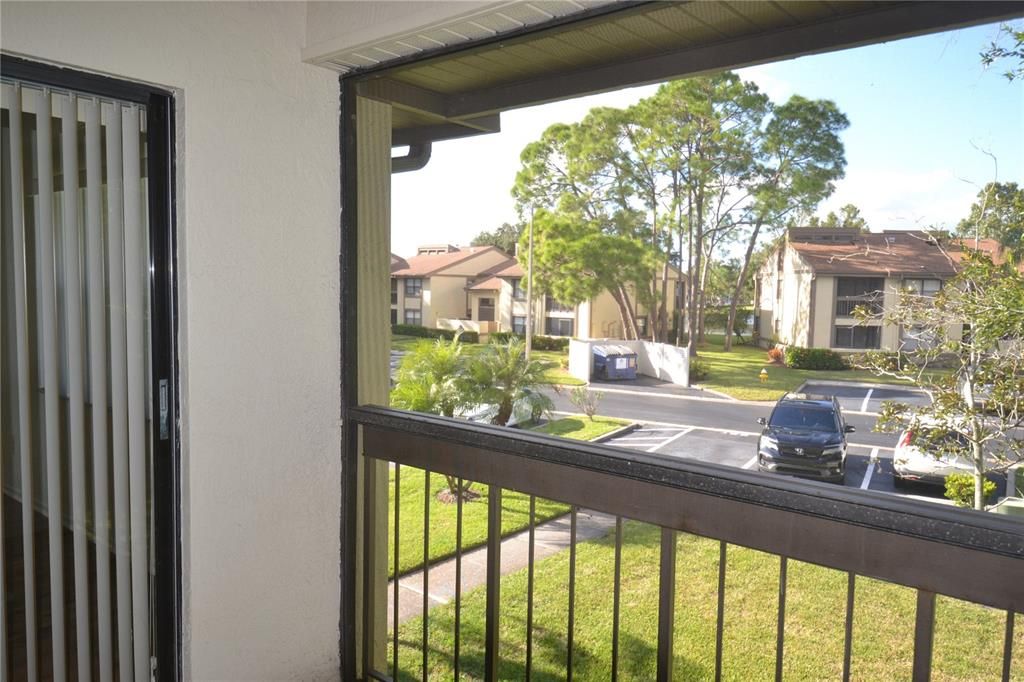 Activo con contrato: $1,900 (2 camas, 2 baños, 924 Pies cuadrados)