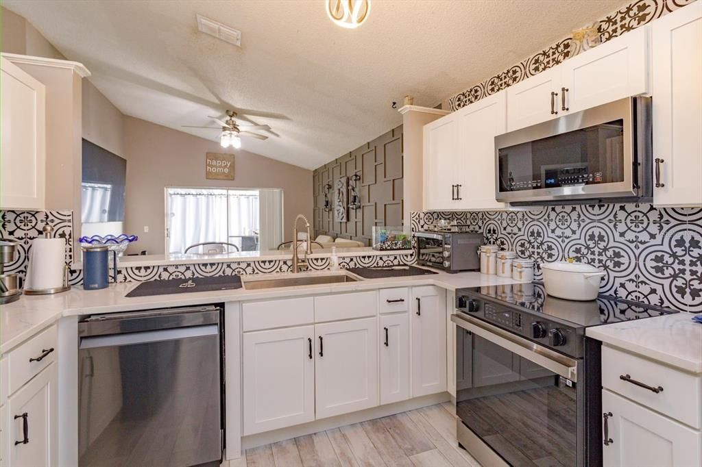 待售: $435,000 (3 贝兹, 2 浴室, 1544 平方英尺)