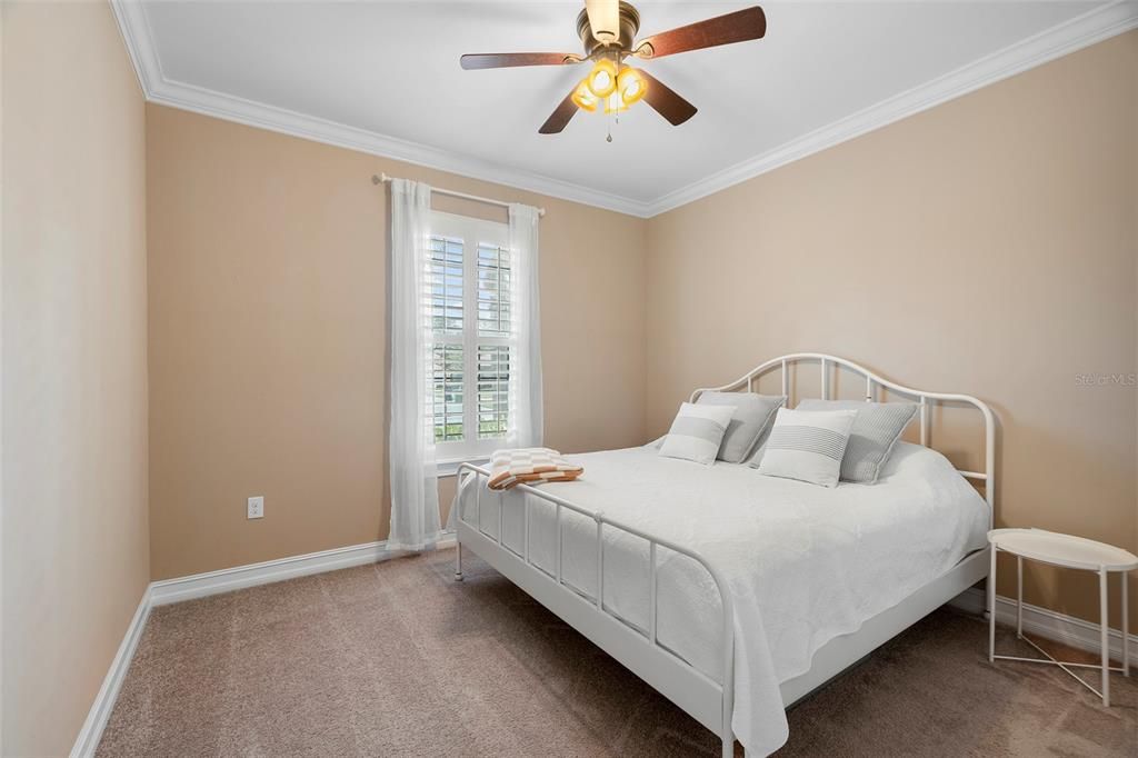 待售: $429,000 (2 贝兹, 2 浴室, 1806 平方英尺)