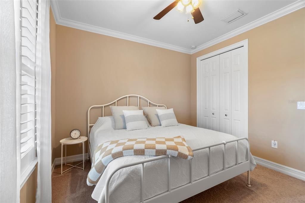 待售: $429,000 (2 贝兹, 2 浴室, 1806 平方英尺)