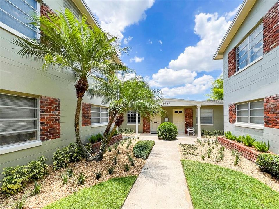 For Rent: $1,475 (2 beds, 1 baths, 900 Square Feet)