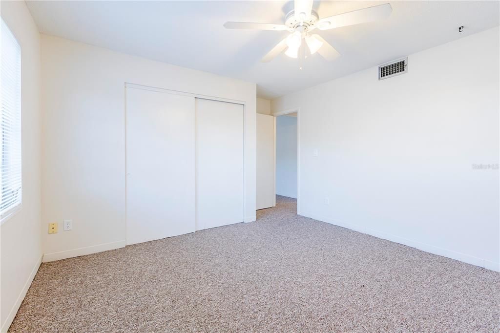 For Rent: $1,475 (2 beds, 1 baths, 900 Square Feet)