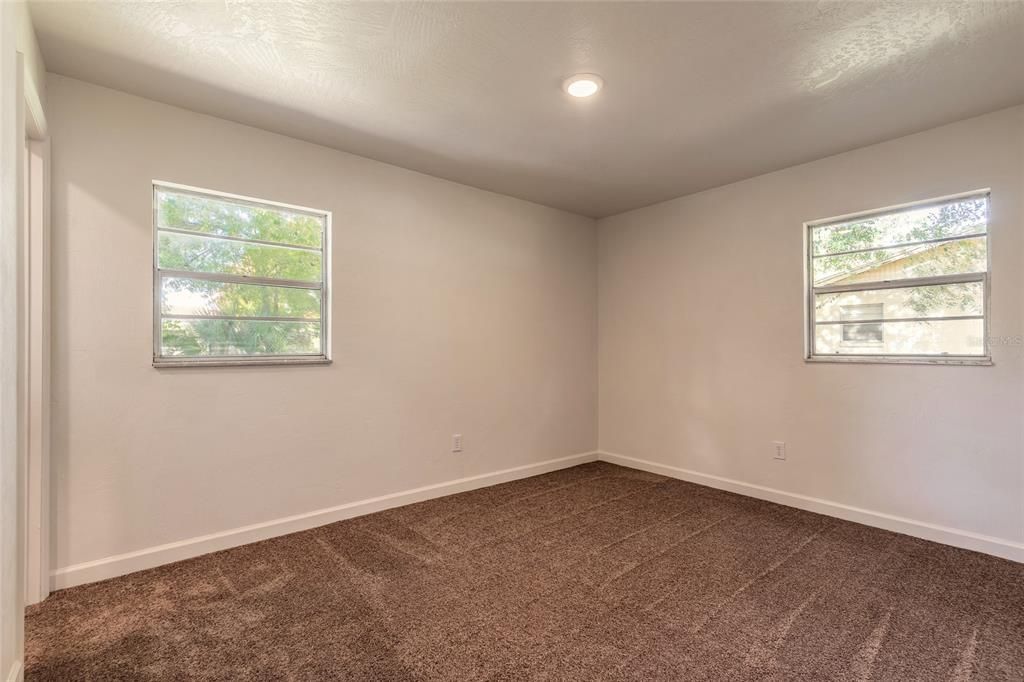 En Venta: $210,000 (3 camas, 2 baños, 1000 Pies cuadrados)