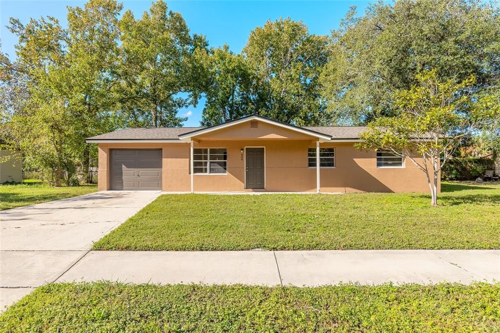 En Venta: $210,000 (3 camas, 2 baños, 1000 Pies cuadrados)