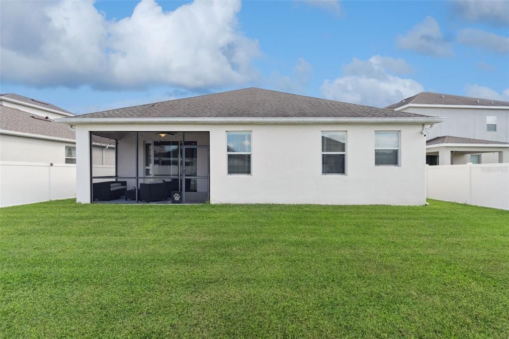 Active With Contract: $564,900 (3 beds, 2 baths, 2102 Square Feet)