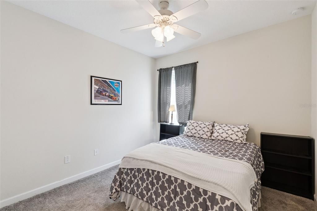 Active With Contract: $564,900 (3 beds, 2 baths, 2102 Square Feet)