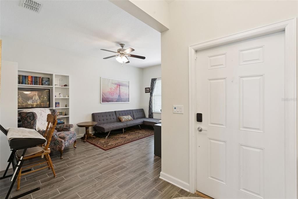 Active With Contract: $564,900 (3 beds, 2 baths, 2102 Square Feet)