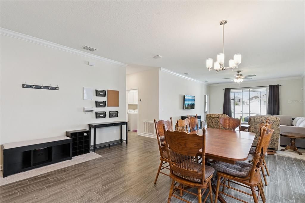 Active With Contract: $564,900 (3 beds, 2 baths, 2102 Square Feet)