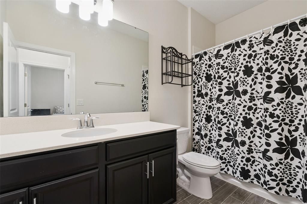 Active With Contract: $564,900 (3 beds, 2 baths, 2102 Square Feet)