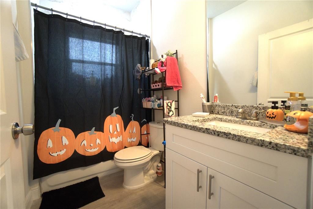 For Sale: $324,900 (4 beds, 2 baths, 1758 Square Feet)