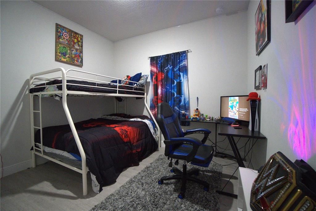 For Sale: $324,900 (4 beds, 2 baths, 1758 Square Feet)