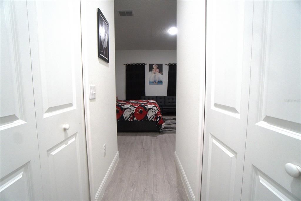 For Sale: $324,900 (4 beds, 2 baths, 1758 Square Feet)