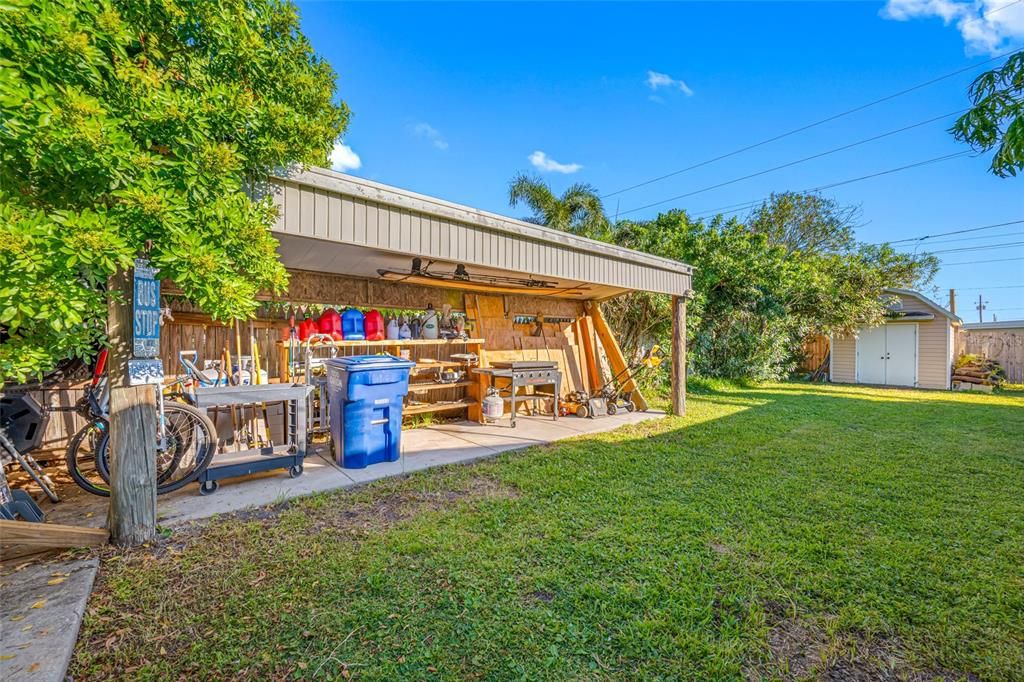 Activo con contrato: $610,000 (4 camas, 2 baños, 1901 Pies cuadrados)