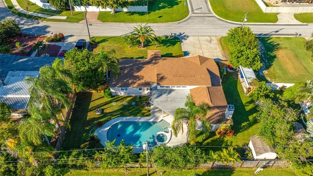 Activo con contrato: $610,000 (4 camas, 2 baños, 1901 Pies cuadrados)