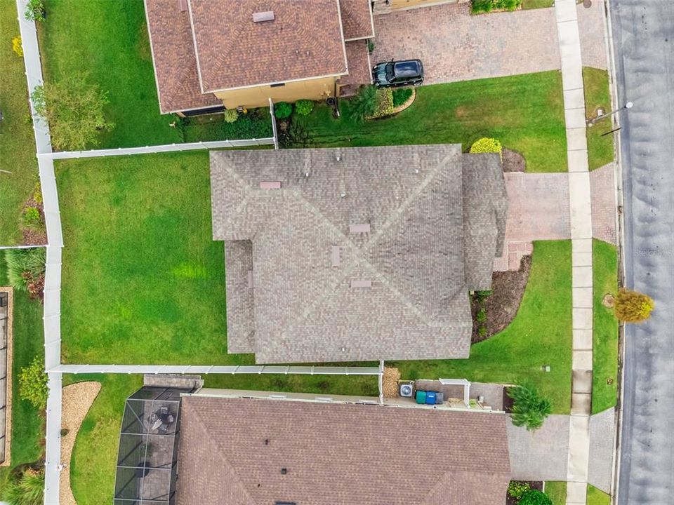 Activo con contrato: $595,000 (4 camas, 3 baños, 2819 Pies cuadrados)