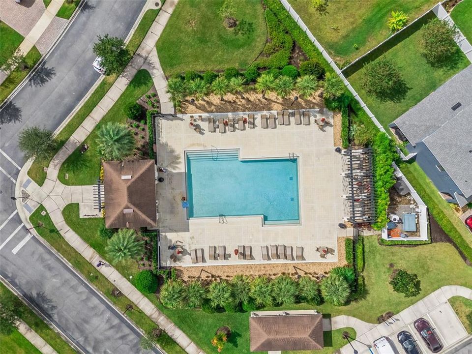 Activo con contrato: $595,000 (4 camas, 3 baños, 2819 Pies cuadrados)