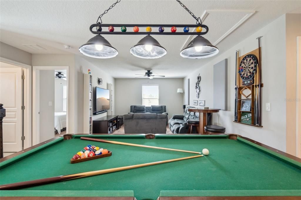 Activo con contrato: $595,000 (4 camas, 3 baños, 2819 Pies cuadrados)