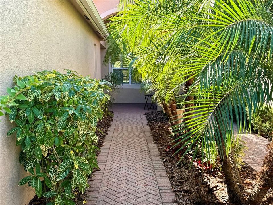 En Venta: $299,900 (3 camas, 2 baños, 1704 Pies cuadrados)