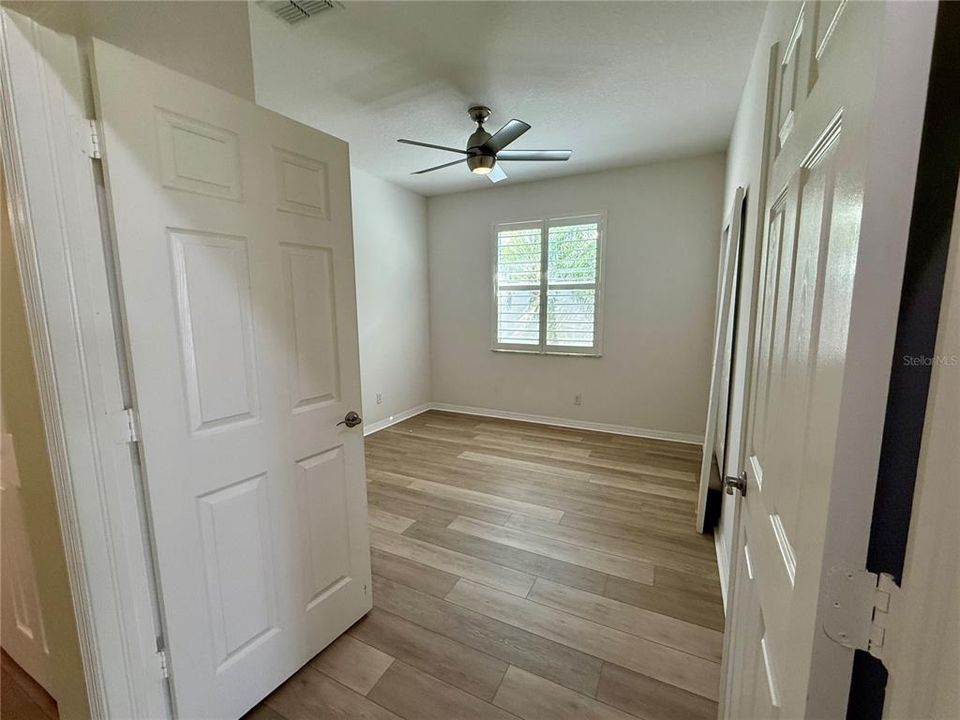 En Venta: $299,900 (3 camas, 2 baños, 1704 Pies cuadrados)