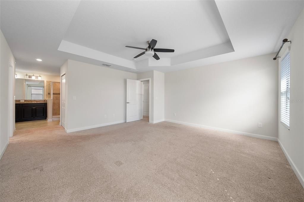 待售: $599,999 (6 贝兹, 3 浴室, 2626 平方英尺)