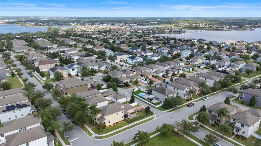 待售: $599,999 (6 贝兹, 3 浴室, 2626 平方英尺)