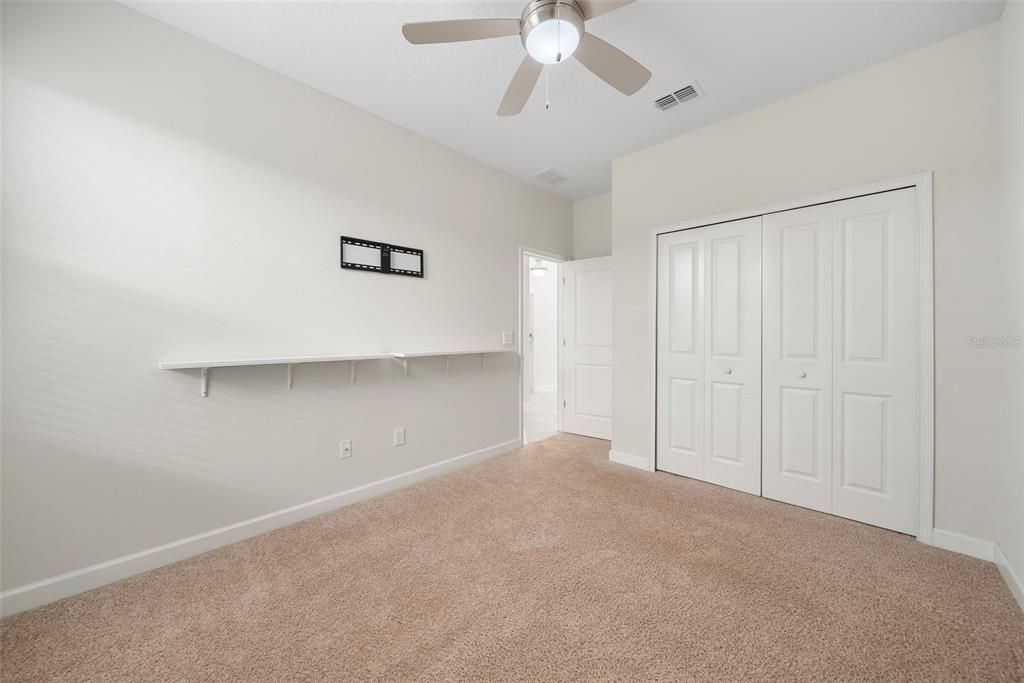 待售: $599,999 (6 贝兹, 3 浴室, 2626 平方英尺)