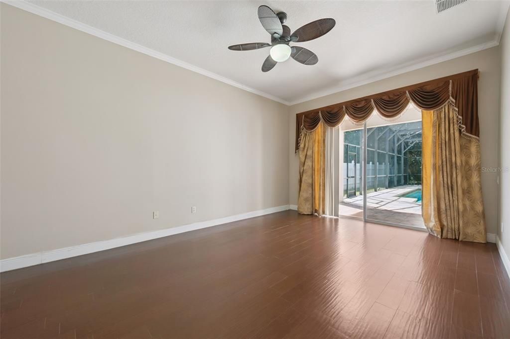 En Venta: $759,900 (4 camas, 3 baños, 2622 Pies cuadrados)