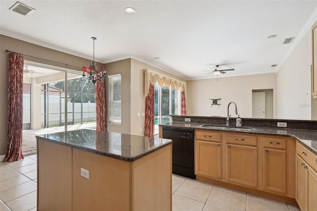 En Venta: $759,900 (4 camas, 3 baños, 2622 Pies cuadrados)