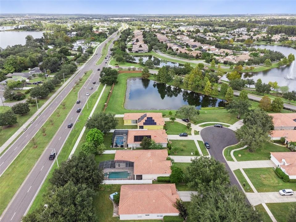 En Venta: $759,900 (4 camas, 3 baños, 2622 Pies cuadrados)