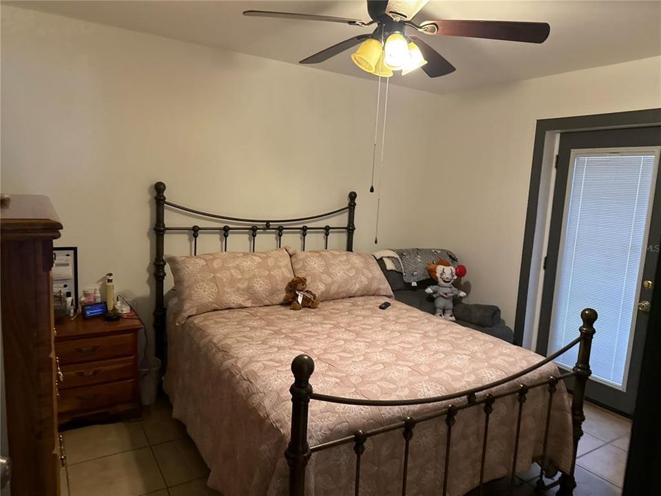 For Sale: $372,000 (4 beds, 2 baths, 1704 Square Feet)