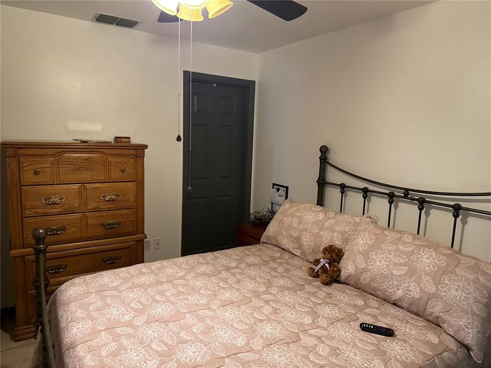 For Sale: $372,000 (4 beds, 2 baths, 1704 Square Feet)