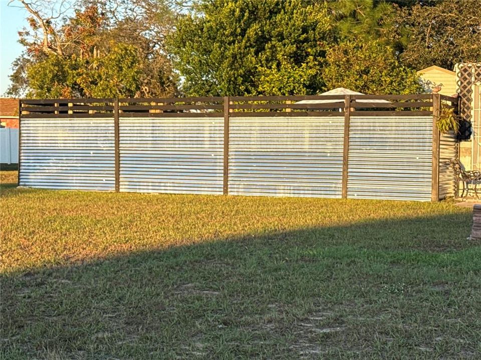 For Sale: $372,000 (4 beds, 2 baths, 1704 Square Feet)