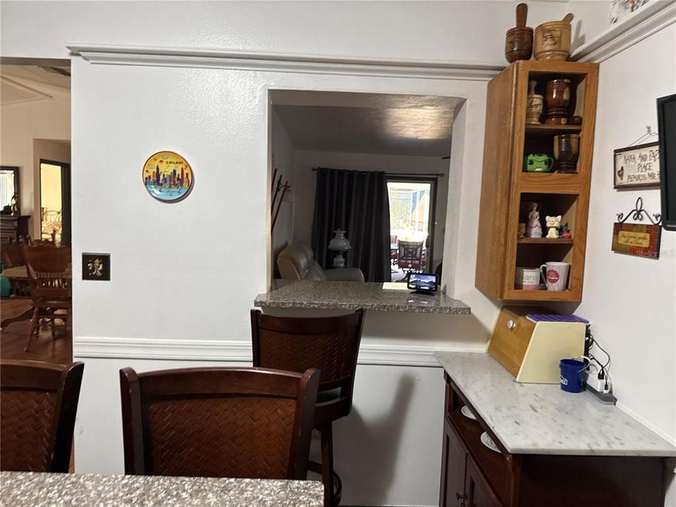 For Sale: $372,000 (4 beds, 2 baths, 1704 Square Feet)