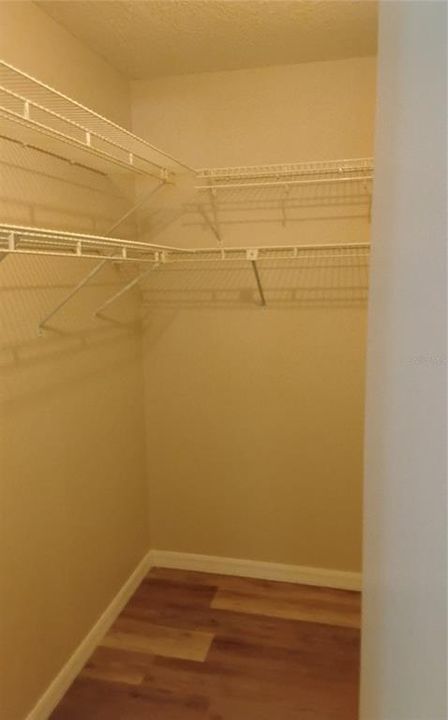 For Rent: $1,595 (2 beds, 2 baths, 990 Square Feet)