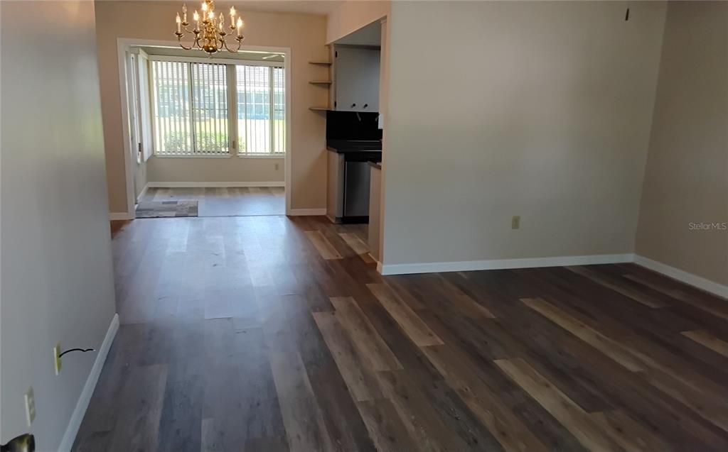 For Rent: $1,595 (2 beds, 2 baths, 990 Square Feet)