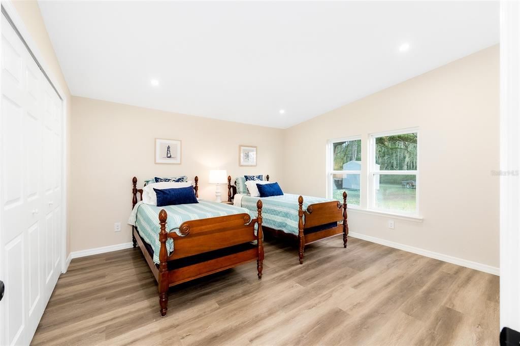 待售: $549,000 (3 贝兹, 2 浴室, 1392 平方英尺)