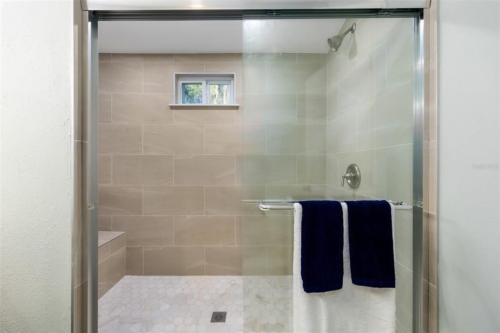 待售: $549,000 (3 贝兹, 2 浴室, 1392 平方英尺)