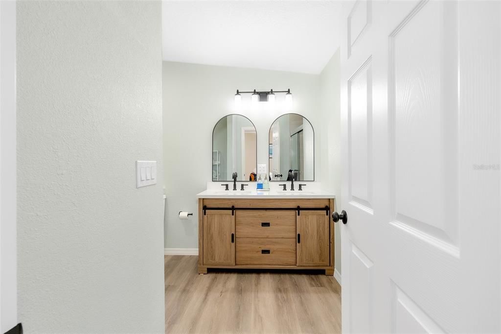 待售: $549,000 (3 贝兹, 2 浴室, 1392 平方英尺)