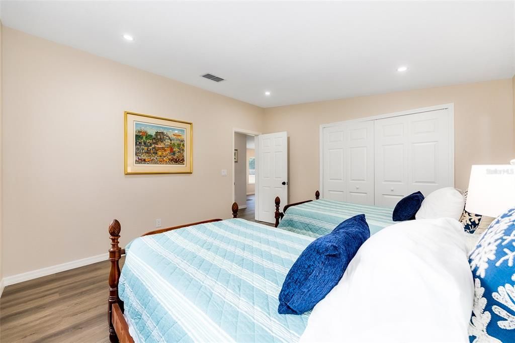 待售: $549,000 (3 贝兹, 2 浴室, 1392 平方英尺)