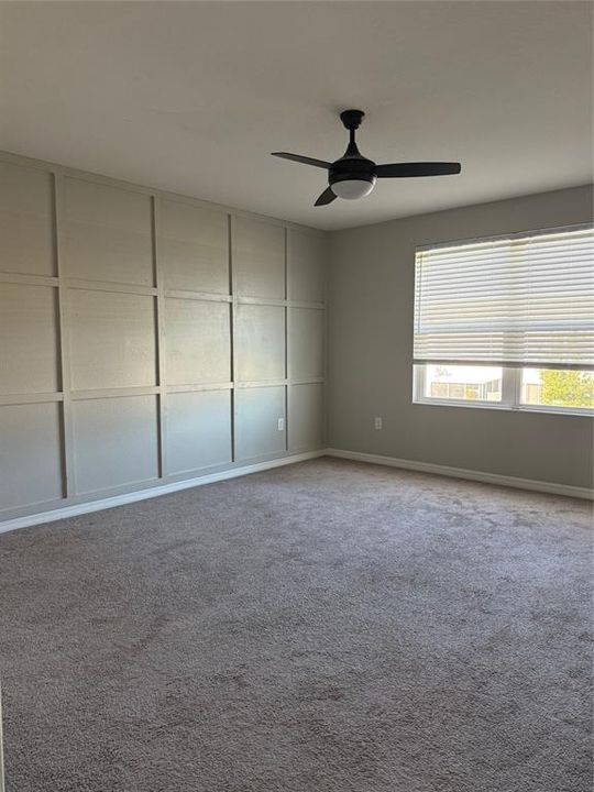 合同活跃: $1,900 (3 贝兹, 2 浴室, 1576 平方英尺)