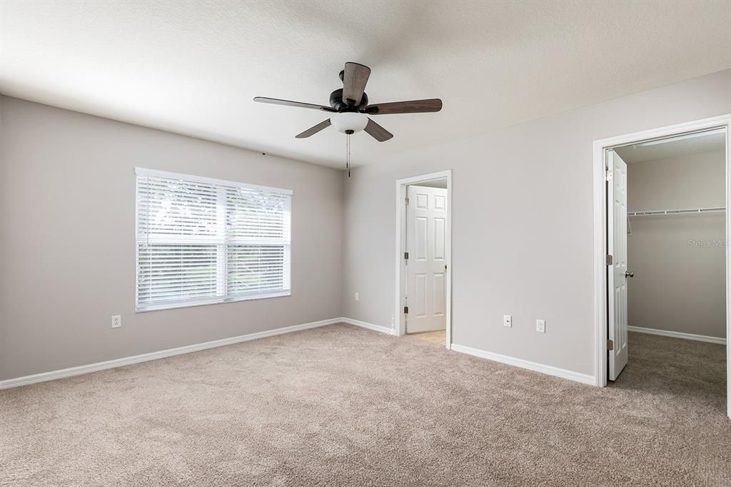 合同活跃: $309,900 (3 贝兹, 2 浴室, 1798 平方英尺)