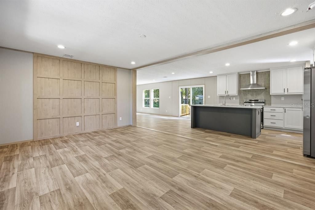 待售: $289,000 (4 贝兹, 2 浴室, 1904 平方英尺)