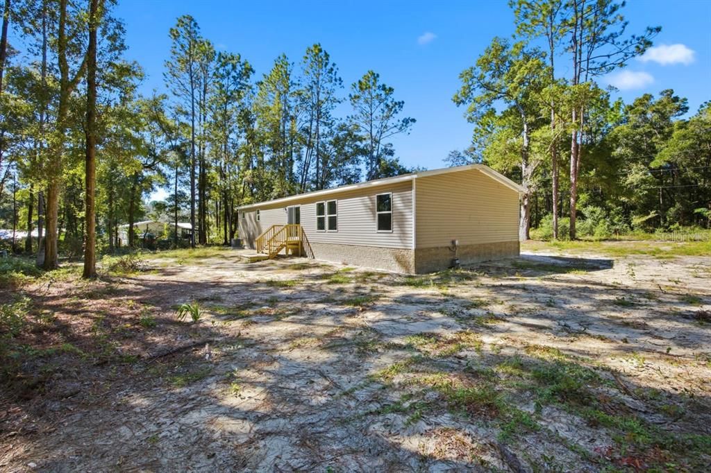 待售: $289,000 (4 贝兹, 2 浴室, 1904 平方英尺)