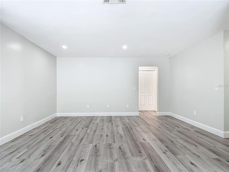 En Venta: $1,197,000 (3 camas, 3 baños, 2240 Pies cuadrados)