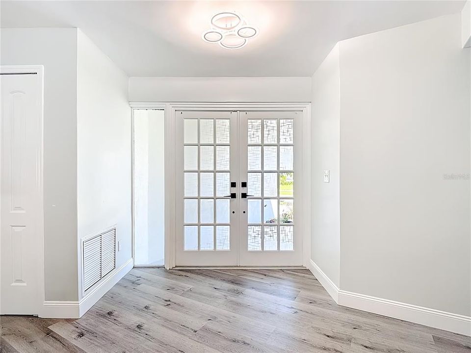 En Venta: $1,197,000 (3 camas, 3 baños, 2240 Pies cuadrados)