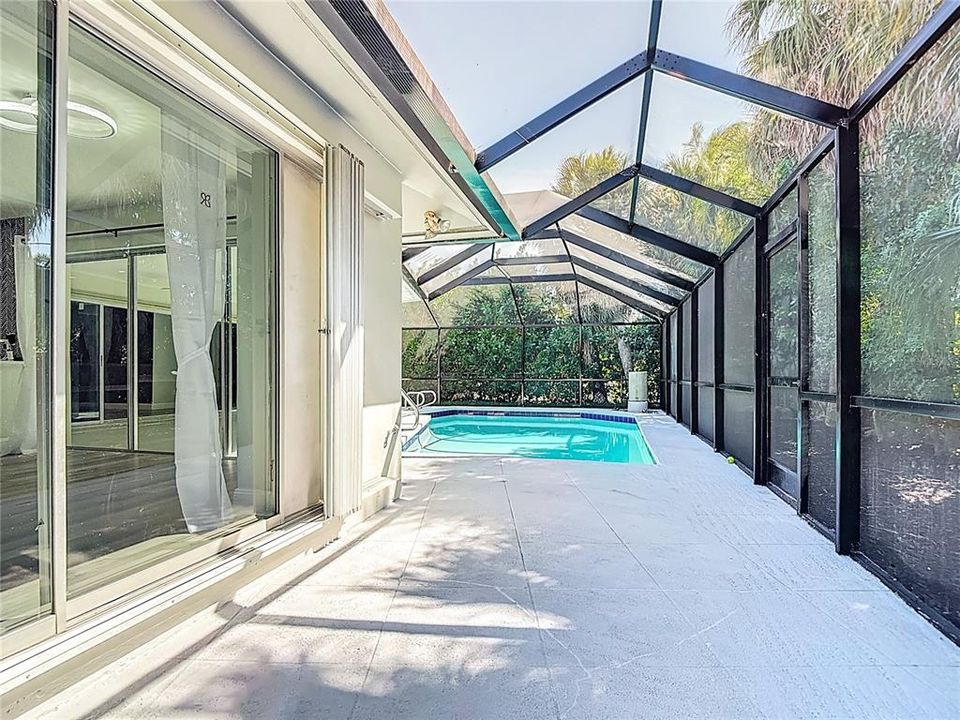 En Venta: $1,197,000 (3 camas, 3 baños, 2240 Pies cuadrados)